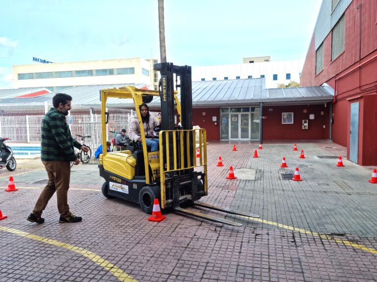 Inicio del proyecto de FP Dual de ‘Técnico de almacén 4.0’ de la Escuela Superior de Formación HOTECMA